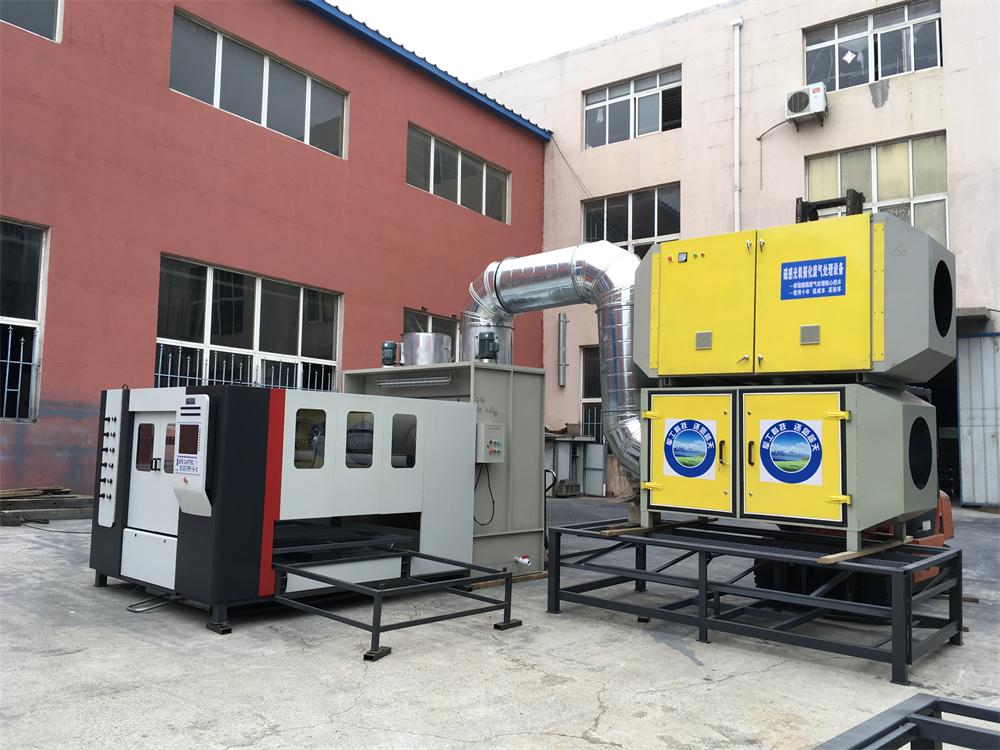 事事達環(huán)保噴漆設(shè)備.jpg 事事達環(huán)保噴漆設(shè)備.jpg